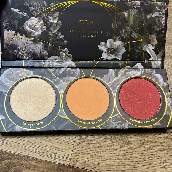 ZOEVA Other - ZOEVA  Opulence Blush Palette